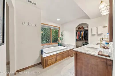 687 Canyon Creek Drive, Glenwood Springs, CO 81601 - Photo 13