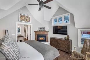 633 W Main St, Aspen, CO 81611 - Photo 27