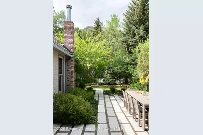 1006 E Cooper Avenue, Aspen, CO 81611 - Photo 7