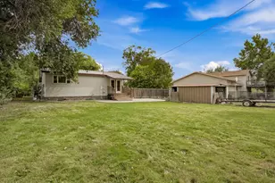 421 N 4th St, Silt, CO 81652 - Photo 17