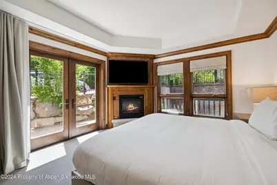 415 E Dean St., Unit 44B, Week 5, Aspen, CO 81611 - Photo 13