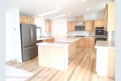 552 235 County Road, Silt, CO 81652 - Photo 1