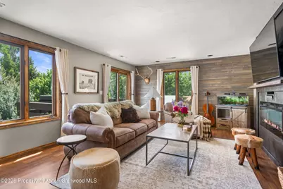 1472 W Main Street, Carbondale, CO 81623 - Photo 1