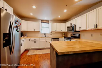 614 Lakeside Drive, Basalt, CO 81621 - Photo 1