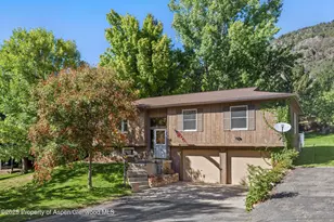 225 Cedar Crest Dr, Glenwood Springs, CO 81601 - Photo 1