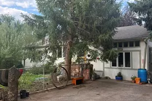 432 N 8th St, Carbondale, CO 81623 - Photo 1