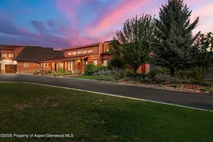 1204 Huebinger Dr, Glenwood Springs, CO 81601 - Photo 1
