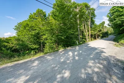 907 Charter Hills Road, Beech Mountain, NC 28604 - Photo 9