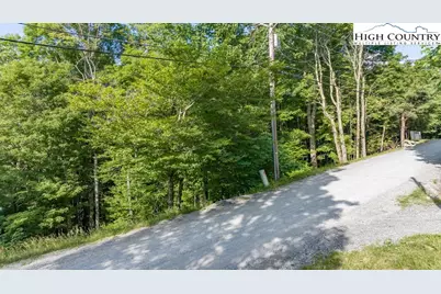 907 Charter Hills Road, Beech Mountain, NC 28604 - Photo 11