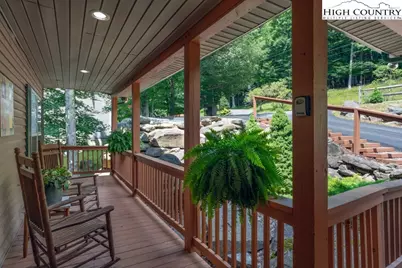 106 Hawthorne Road, Beech Mountain, NC 28604 - Photo 5