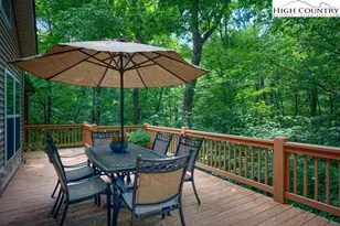 106 Hawthorne Rd, Beech Mountain, NC 28604 - Photo 15