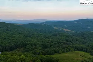 29 Fox Run Rd, Banner Elk, NC 28604 - Photo 7