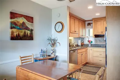 367 Skyleaf Drive #D-8, Sugar Mountain, NC 28604 - Photo 11