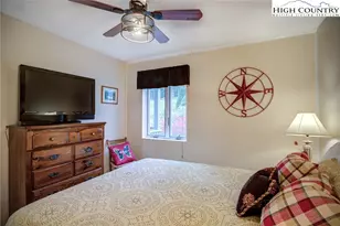 367 Skyleaf Dr, Sugar Mountain, NC 28604 - Photo 23