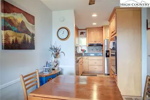 367 Skyleaf Dr, Sugar Mountain, NC 28604 - Photo 15