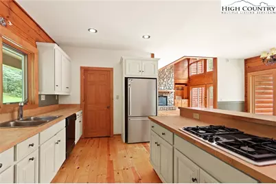 4102 US Highway 221 South, Blowing Rock, NC 28605 - Photo 17