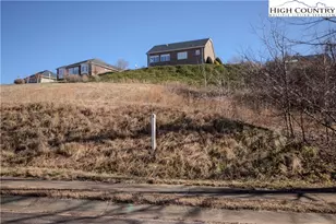 749 SE Chatsworth St, Lenoir, NC 28645 - Photo 1