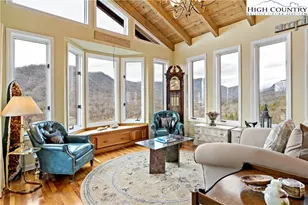 60 E Valley View Dr, Marion, NC 28752 - Photo 9