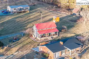 40 Painter Rd, Banner Elk, NC 28604 - Photo 15