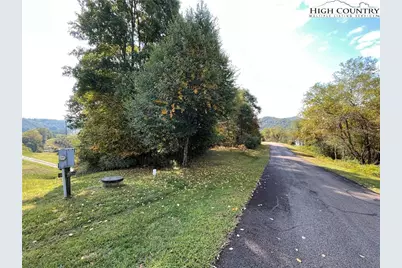 Tbd Autumn Run, West Jefferson, NC 28694 - Photo 7