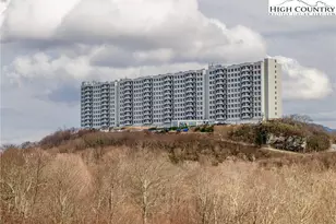 303 Sugar Top Dr, Sugar Mountain, NC 28604 - Photo 31