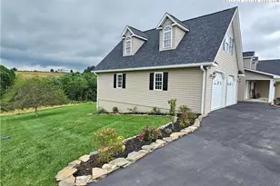 611 Barrett Rd, Ennice, NC 28623 - Photo 5