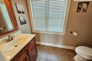 611 Barrett Rd, Ennice, NC 28623 - Photo 35