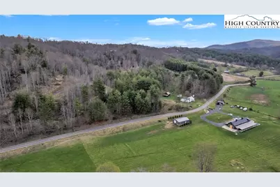 4 Venue Views Drive, Lansing, NC 28643 - Photo 11