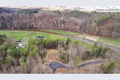 4 Venue Views Drive, Lansing, NC 28643 - Photo 9