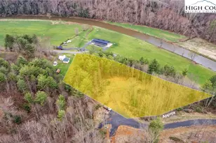 4 Venue Views Dr, Lansing, NC 28643 - Photo 1