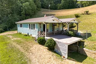 314 Andy Hicks Rd, Banner Elk, NC 28604 - Photo 1