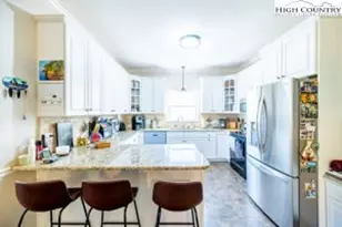 906 Long Hill Rd, Pilot Mountain, NC 27030 - Photo 13