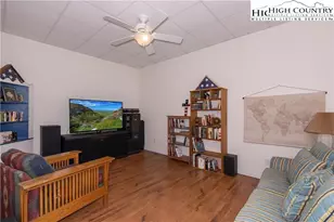 914 Balsam Dr, Newland, NC 28657 - Photo 23