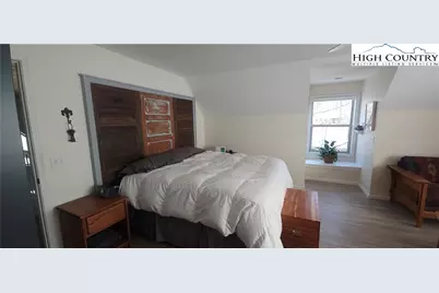 914 Balsam Drive, Newland, NC 28657 - Photo 13