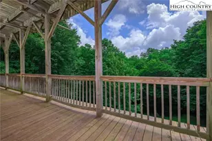 914 Balsam Dr, Newland, NC 28657 - Photo 5