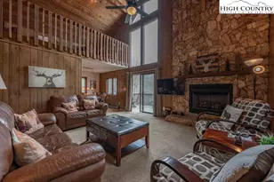 136 Tamarack Rd, Beech Mountain, NC 28604 - Photo 5