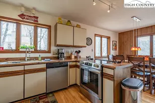 136 Tamarack Rd, Beech Mountain, NC 28604 - Photo 7