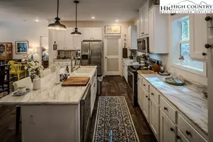 211 & 213 Wild Daisy Ln, Beech Mountain, NC 28604 - Photo 17