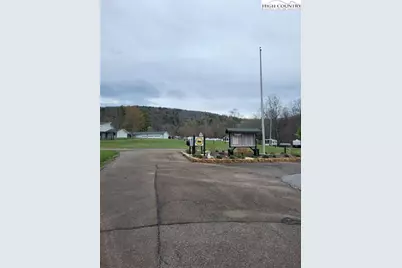 184 Club House Drive, Ennice, NC 28623 - Photo 31