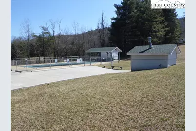 184 Club House Drive, Ennice, NC 28623 - Photo 27