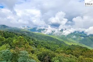 543 Gorge View Dr, Blowing Rock, NC 28605 - Photo 3