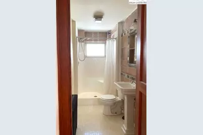 210 S Jefferson Avenue, West Jefferson, NC 28694 - Photo 9