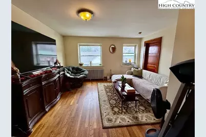 210 S Jefferson Avenue, West Jefferson, NC 28694 - Photo 21