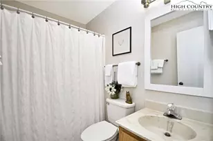 367 Skyleaf Dr, Sugar Mountain, NC 28604 - Photo 25