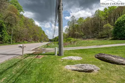 2137 Nc Highway 105, Boone, NC 28607 - Photo 7