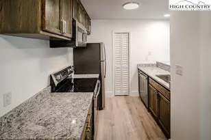 1664 Grouse Moor Dr, Sugar Mountain, NC 28604 - Photo 11