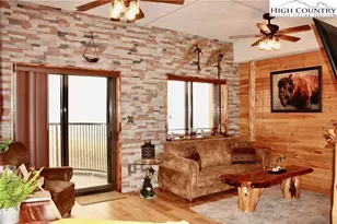 303 Sugar Top Dr, Sugar Mountain, NC 28604 - Photo 3