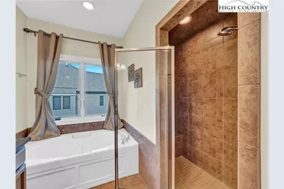 335 Pleasant View Drive #4D, Sugar Mountain, NC 28604 - Photo 19