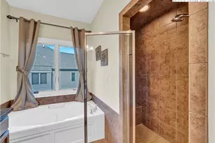 335 Pleasant View Dr, Sugar Mountain, NC 28604 - Photo 19