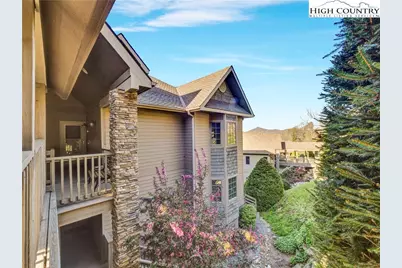 335 Pleasant View Drive #4D, Sugar Mountain, NC 28604 - Photo 3